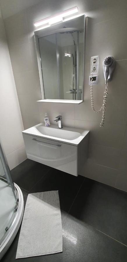Hotel Nefelejcs Vendeghaz Gödöllő Zewnętrze zdjęcie