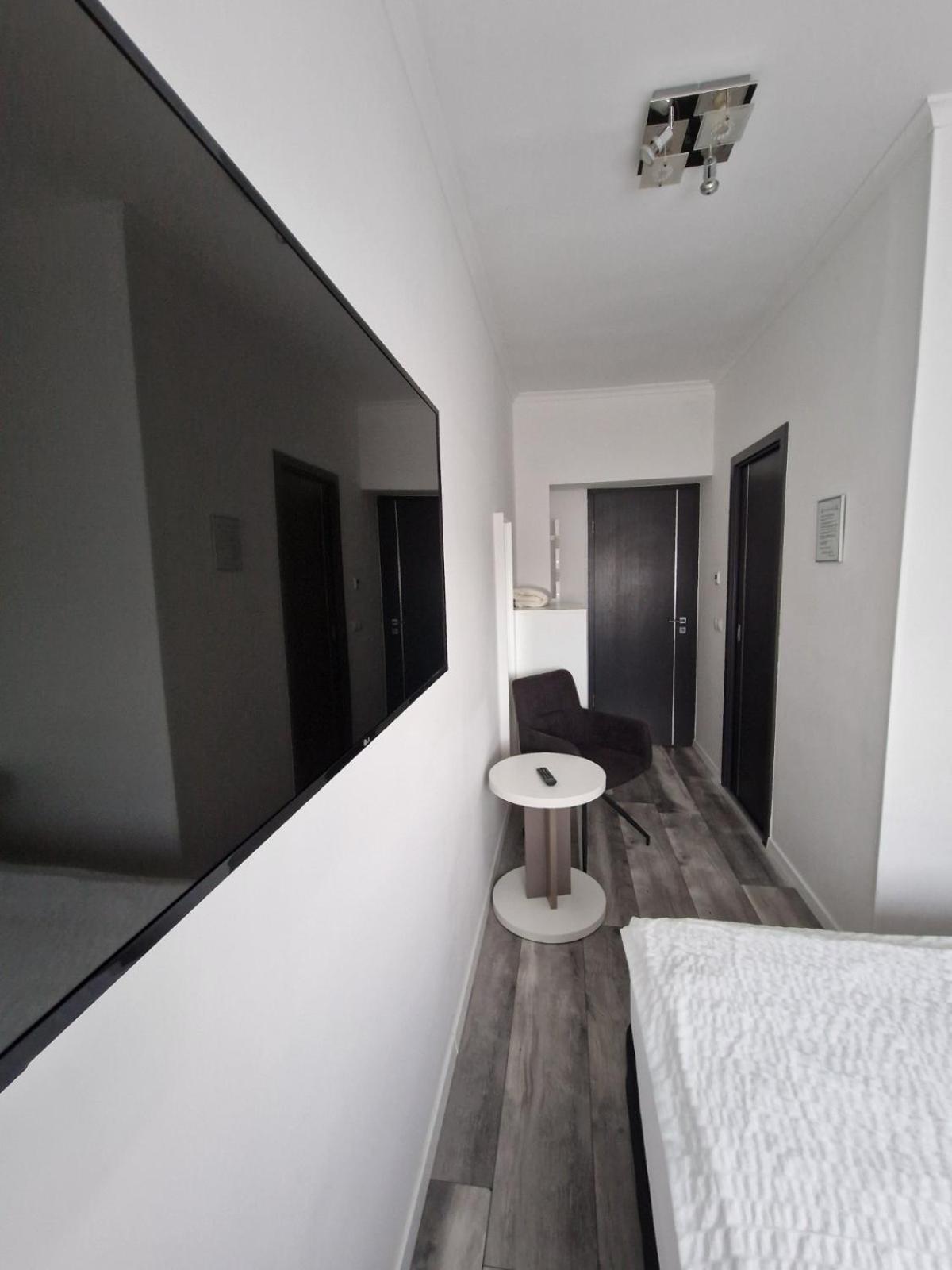 Hotel Nefelejcs Vendeghaz Gödöllő Zewnętrze zdjęcie