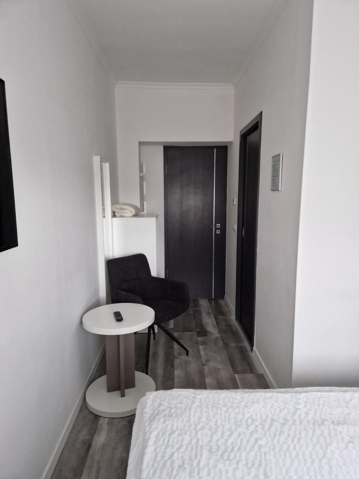 Hotel Nefelejcs Vendeghaz Gödöllő Zewnętrze zdjęcie