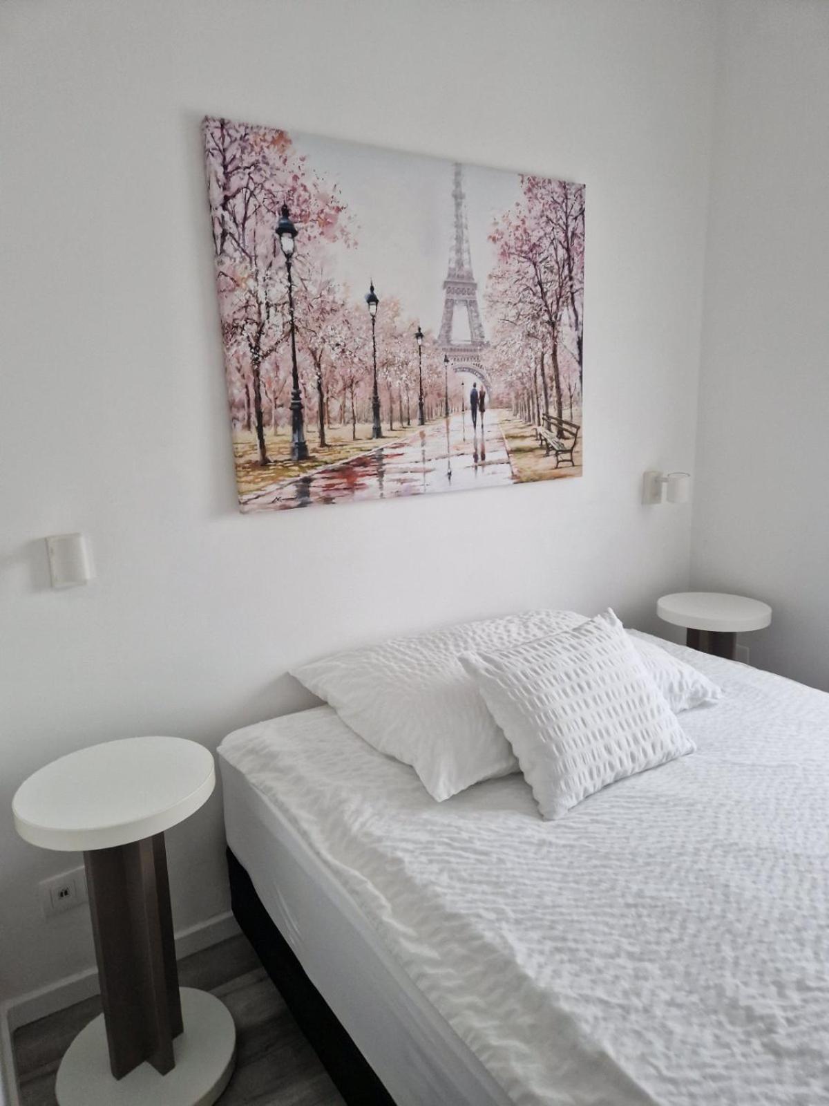 Hotel Nefelejcs Vendeghaz Gödöllő Zewnętrze zdjęcie
