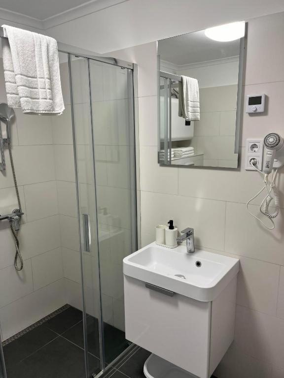 Hotel Nefelejcs Vendeghaz Gödöllő Zewnętrze zdjęcie